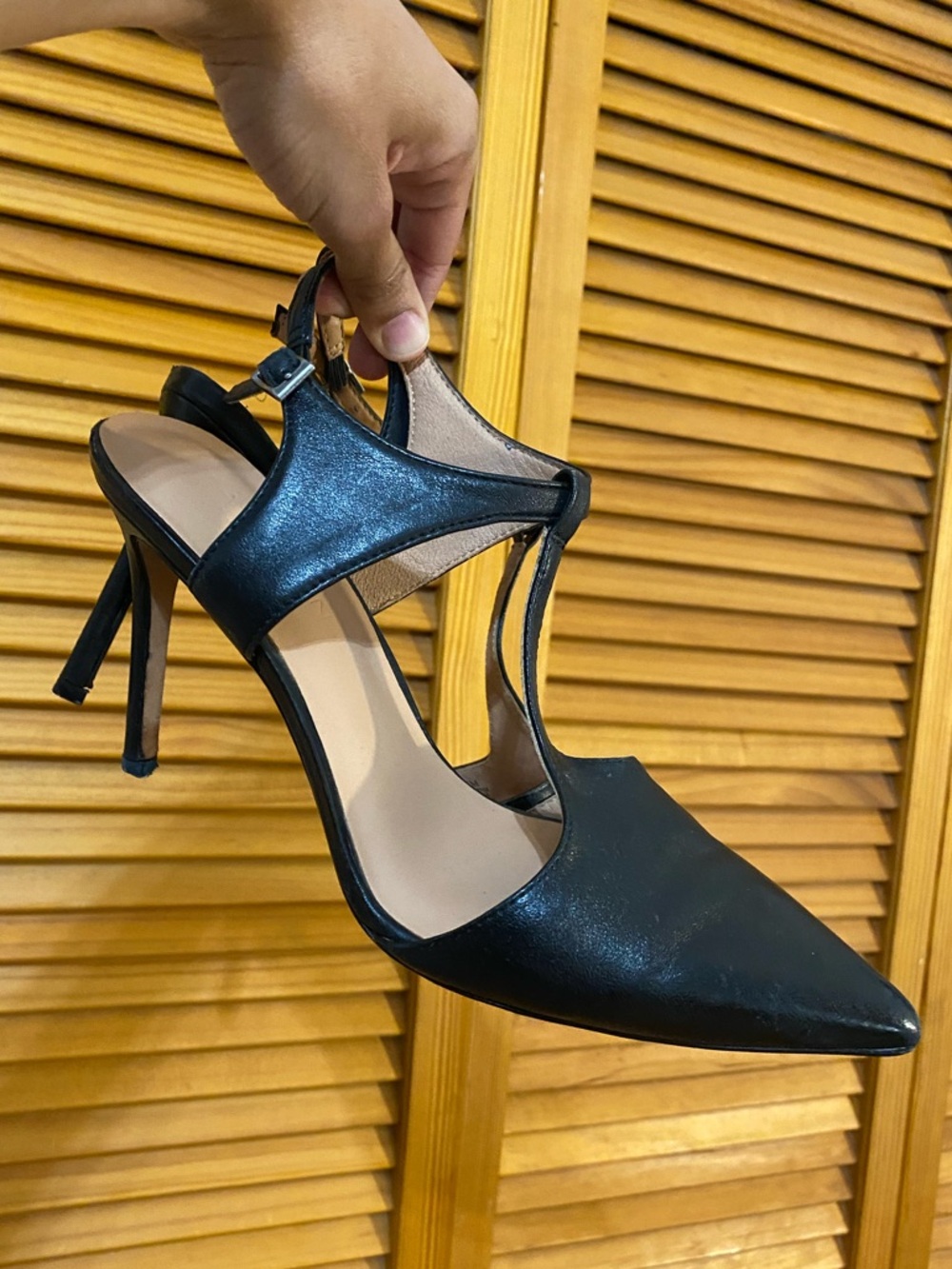 Halston Heritage: Ruthie heels